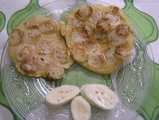 banana topped pancake