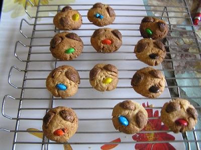 Happy Face Atta Cookies