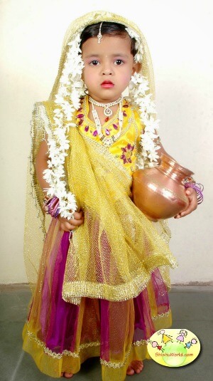 Tips to dress girls as Radha for Janamashtami